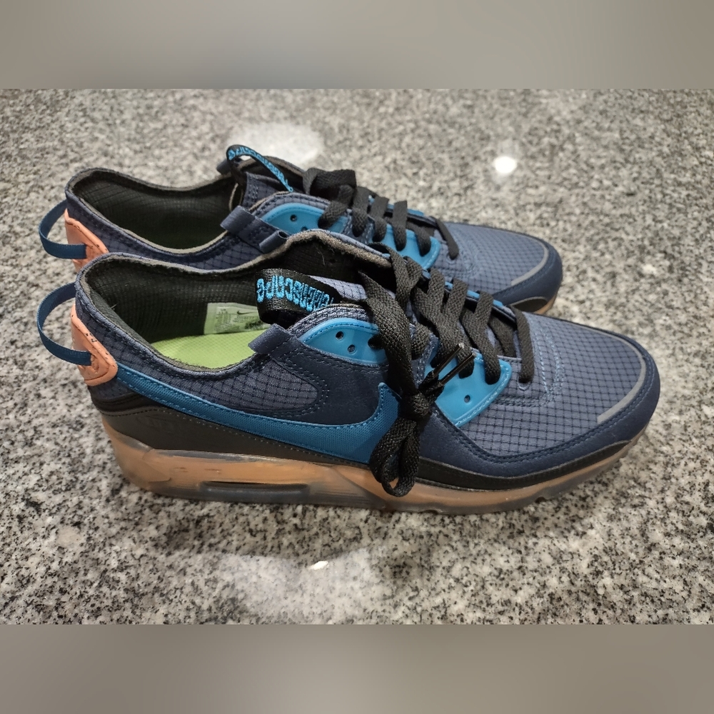 Nike Air Max Terrascape 90 size 11.5